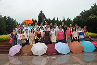 合作伙伴出游合照